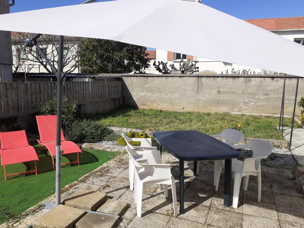 Maison Familiale A Nîmes Zewnętrze zdjęcie